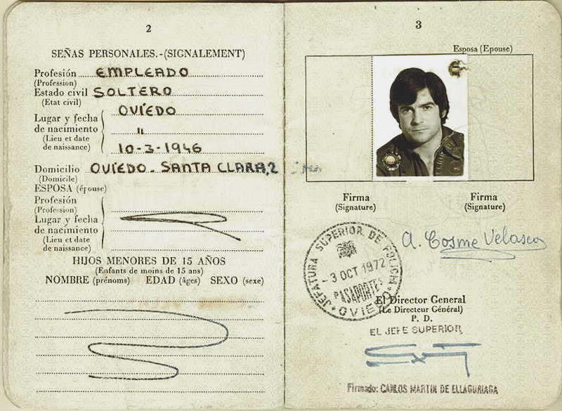 Pasaporte español de Gerardo Iglesias